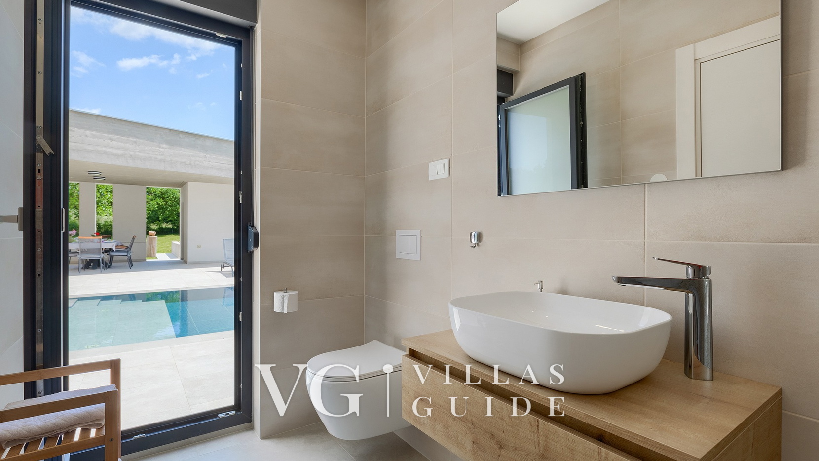 Villa Bateli Bathroom