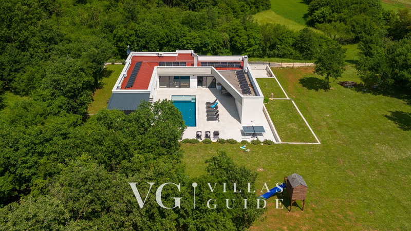 Villa Bateli Garten und Außenbereich