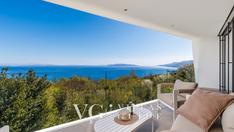 Villa Ursula - Luxury Apartment 2 Garden and property exterior