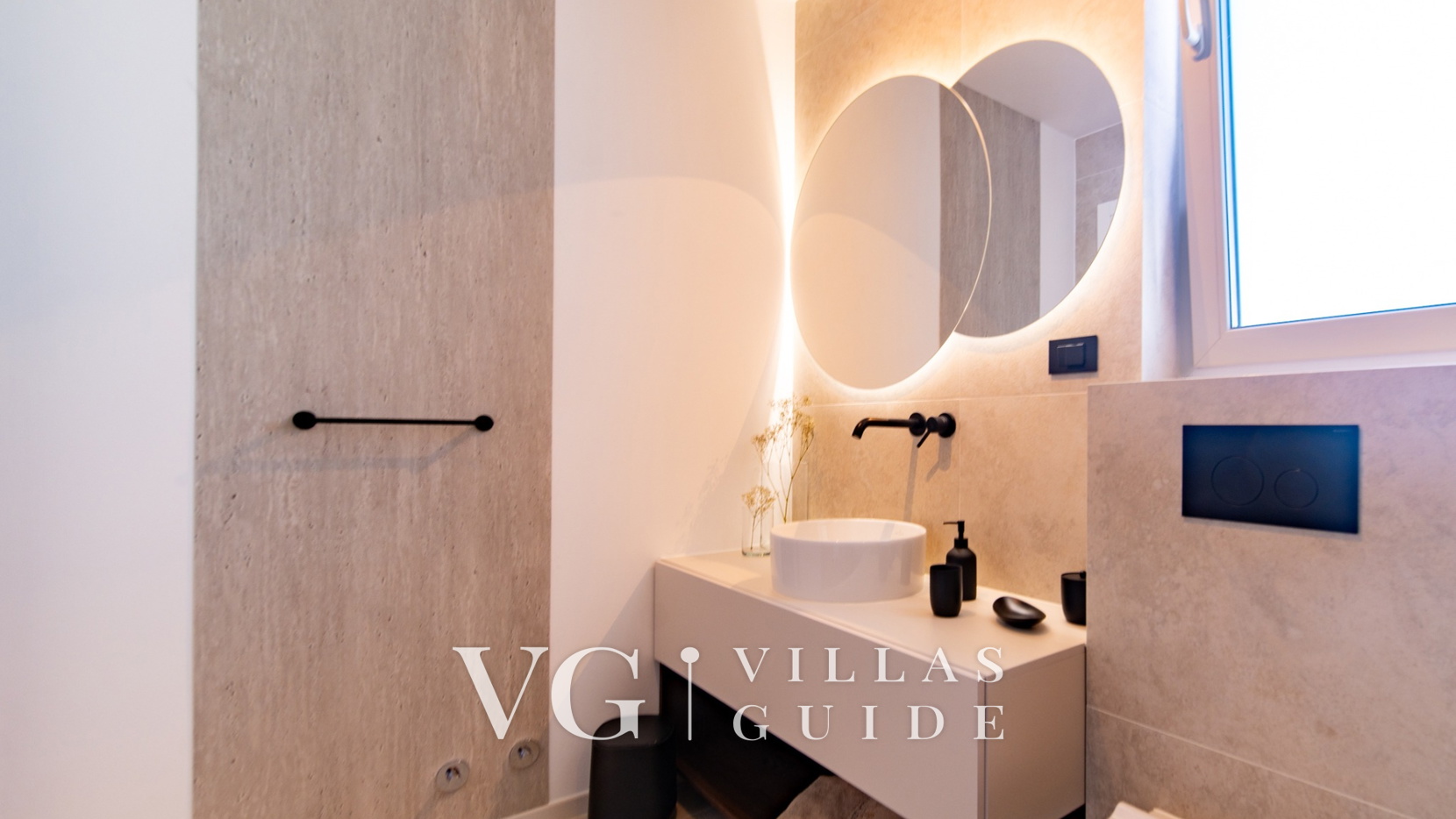 Villa Lucija Loparia pool&welness Rab WC za goste