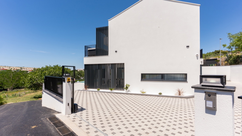 Villa Lucija Loparia pool&welness Rab