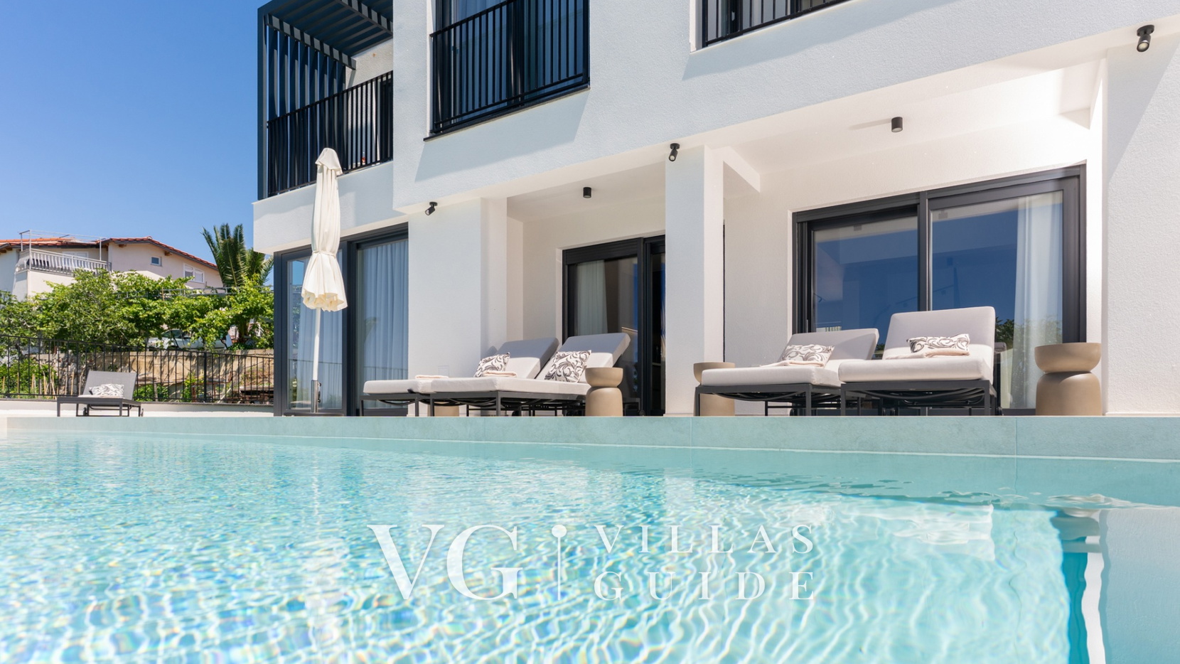 Villa Lucija Loparia pool&welness Rab Bazen