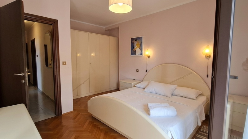 Holiday home Sparks - sea view villa with pool