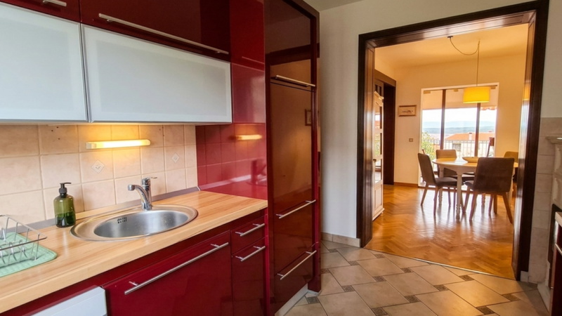 Holiday home Sparks - sea view villa with pool