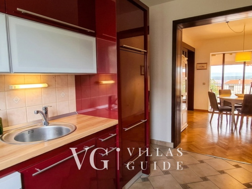 Holiday home Sparks- sea view villa with pool