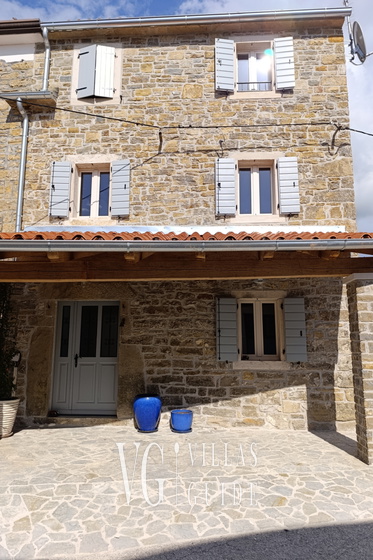 Casa Pove Garden and property exterior