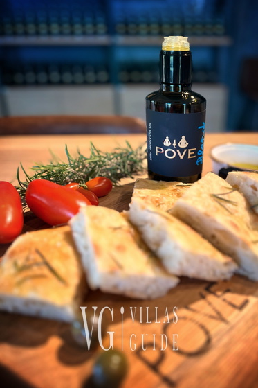 Casa Pove Additional content