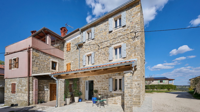 Holiday home Buje - Baredine
