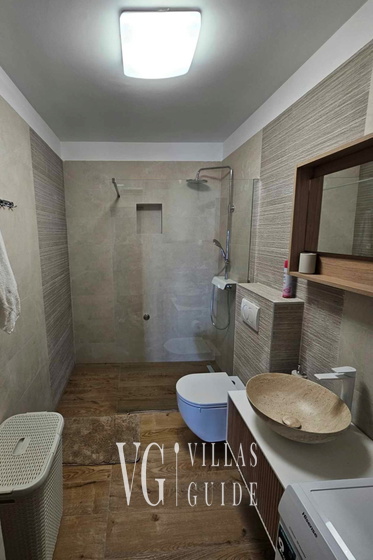 Villa Serenata pool &pet friendly Novi Vinodoski Kupaonica
