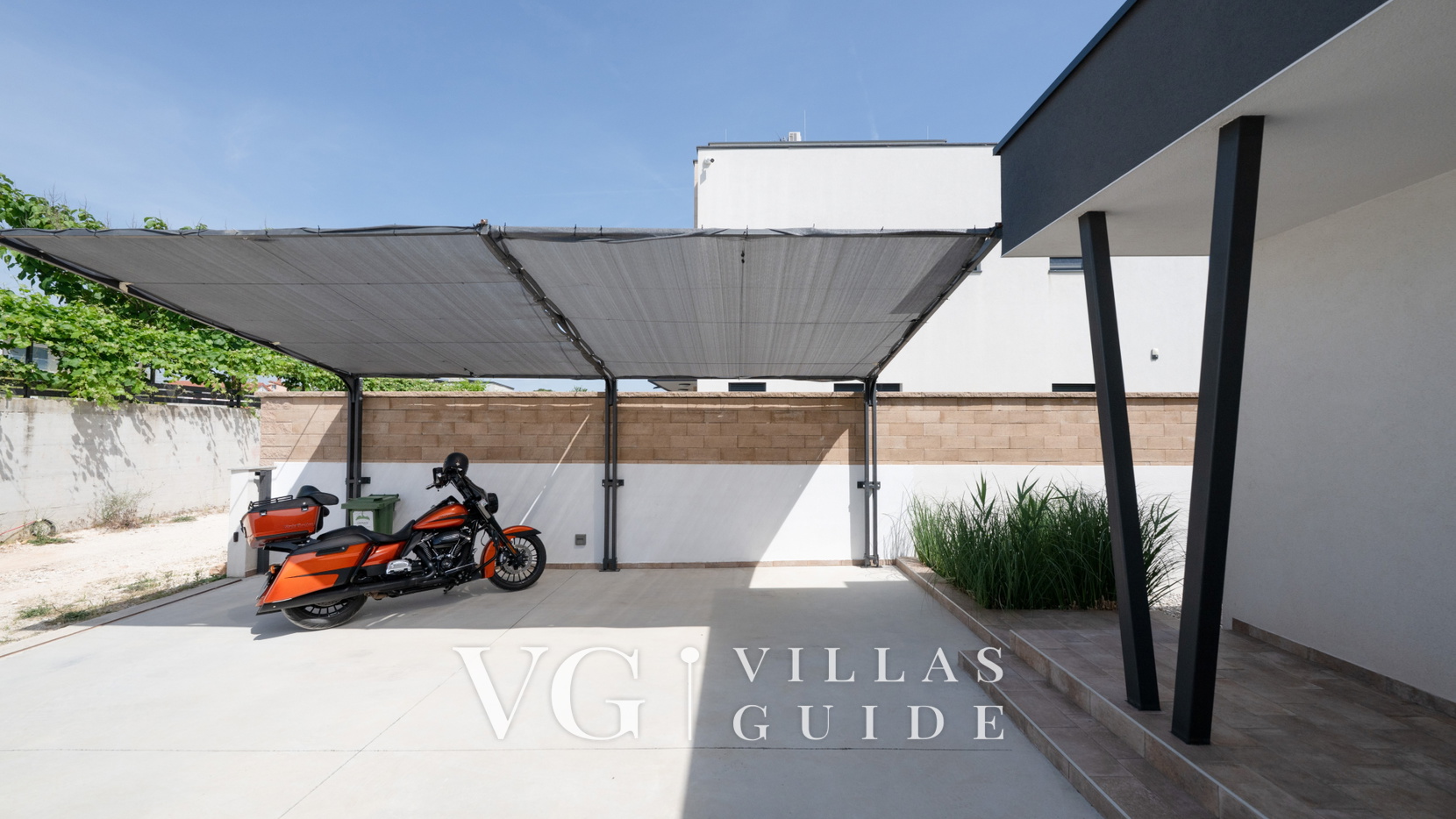 Villa Tony Additional content