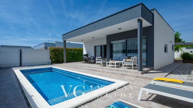 Villa Tony Garden and property exterior