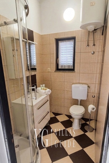 Apartment Fuzalo View Bathroom