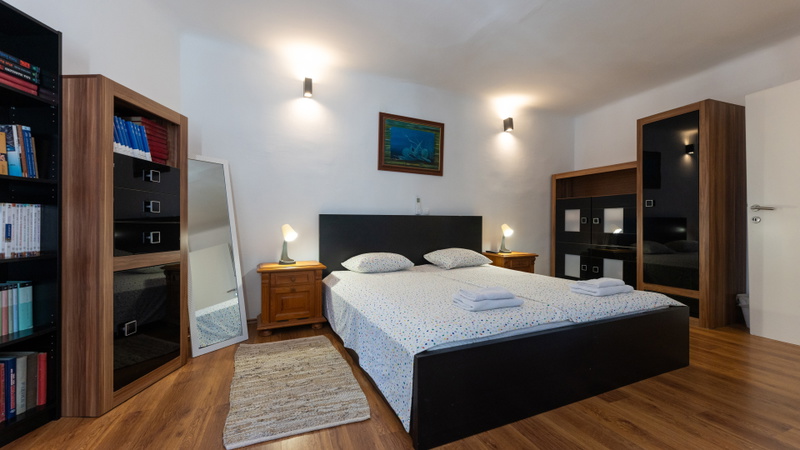 House Antonia