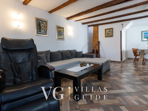 House Antonia