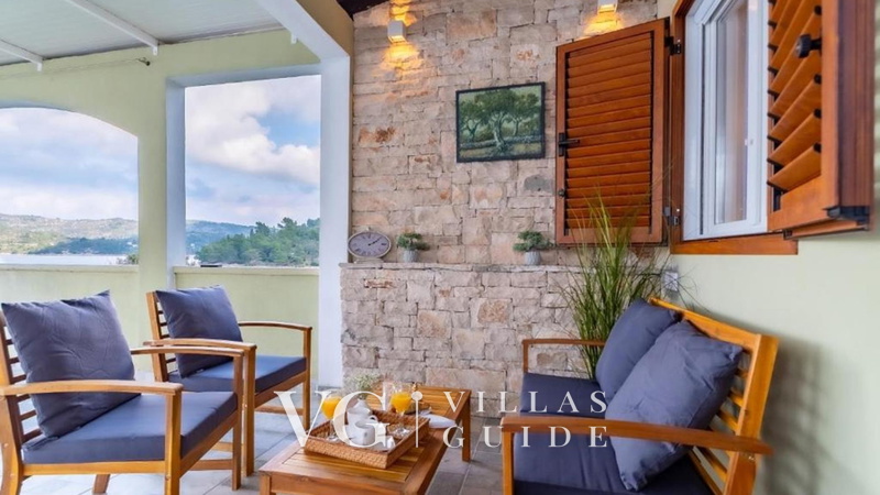 Villa Silencia with Whirlpool