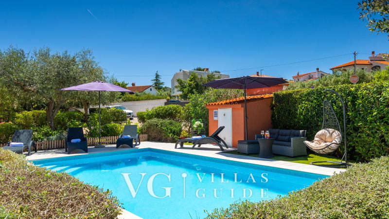 Apartman Josip - Pool, Garden & Kids Fun