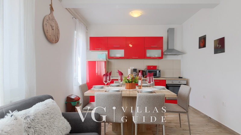 Apartman Josip - Pool, Garden & Kids Fun Cucina
