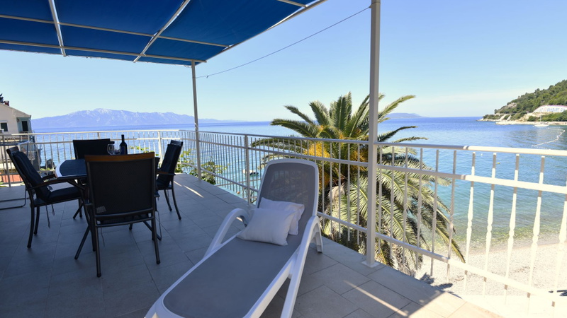 Apartman Maria - directly on the beach