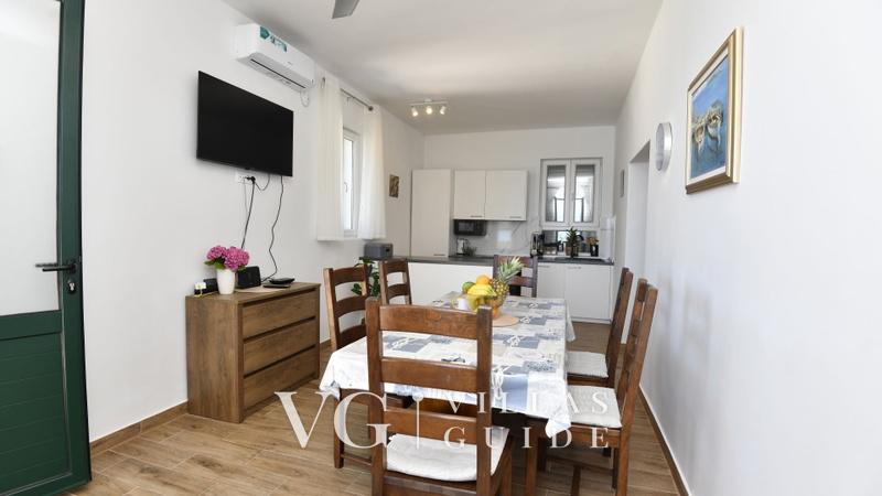 Apartman Maria - directly on the beach