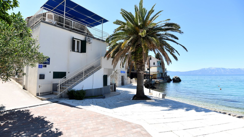 Apartman Maria - directly on the beach