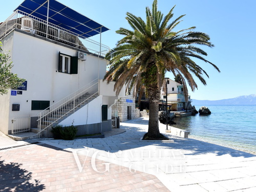 Apartman Maria - directly on the beach