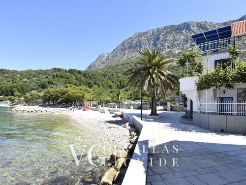 Apartman Maria - directly on the beach