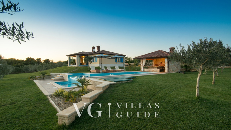 Villa Evelyn Garden and property exterior