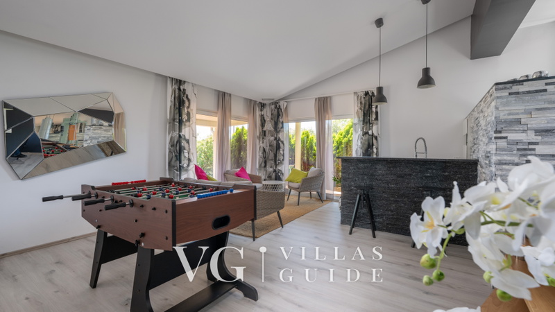 Villa Eneria Zusatzinhalte