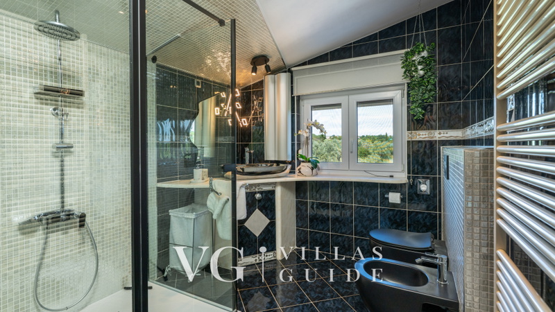 Villa Eneria Badezimmer