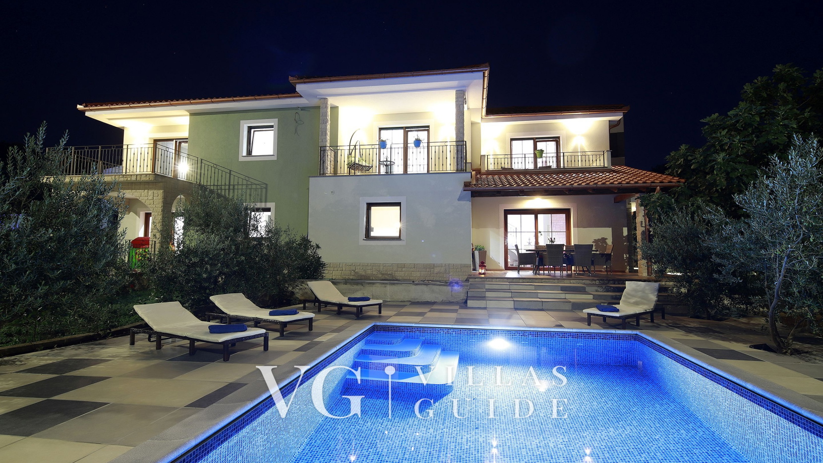 Villa Kostrena in a green oasis