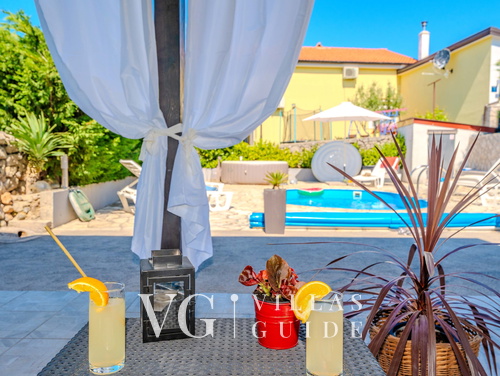 Holiday home Cherry pool Crikvenica
