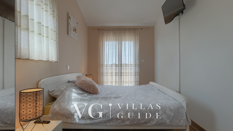 Villa Škarec 1 -Private Pool & Beach Within Walking Distance (10 min) Schlafzimmer