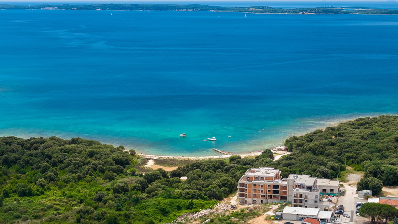 Villa Škarec 2 -Private Pool & Beach Within Walking Distance (10 min)