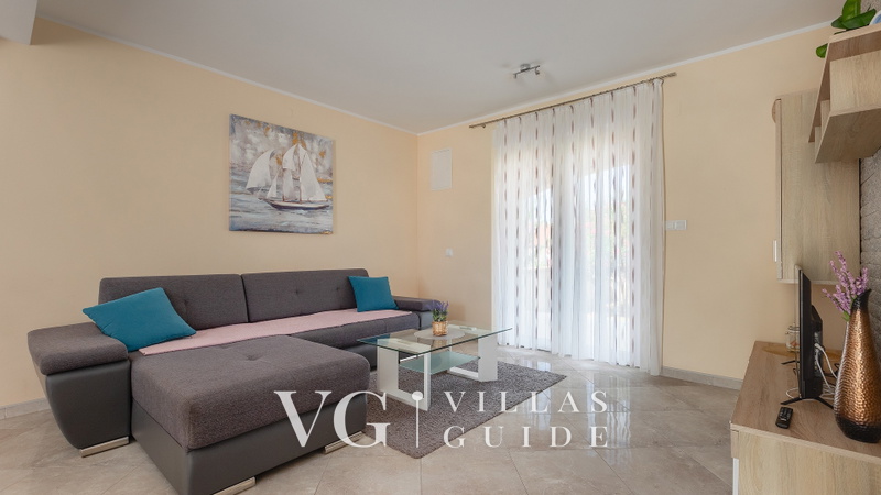 Villa Škarec 2 -Private Pool & Beach Within Walking Distance (10 min) Wohnzimmer