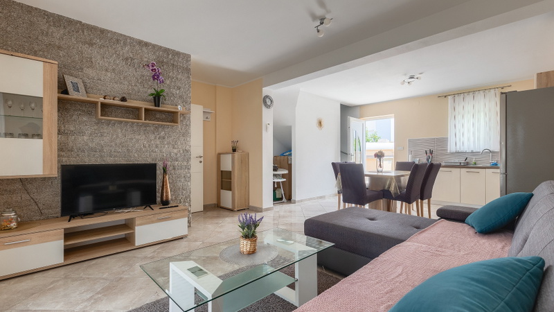 Villa Škarec 2 -Private Pool & Beach Within Walking Distance (10 min)