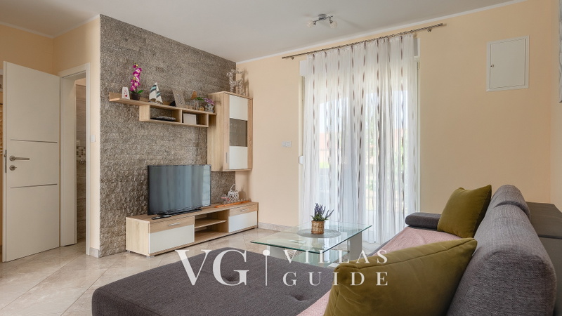 Villa Škarec 2 -Private Pool & Beach Within Walking Distance (10 min) Wohnzimmer