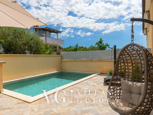 Villa Škarec 2 -Private Pool & Beach Within Walking Distance (10 min)