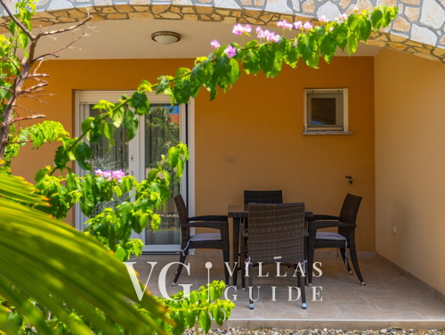 Villa Škarec 2 -Private Pool & Beach Within Walking Distance (10 min)