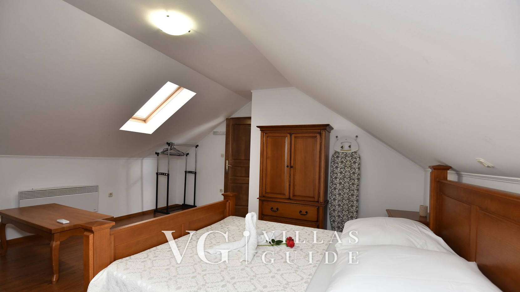 Villa Manuella - Kamena oaza sa bazenom i whirpoolom Schlafzimmer