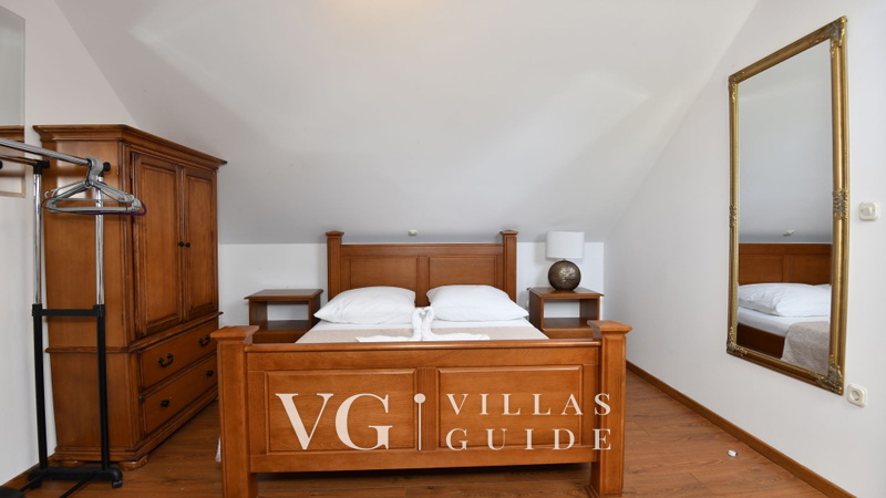 Villa Manuella - Kamena oaza sa bazenom i whirpoolom Schlafzimmer