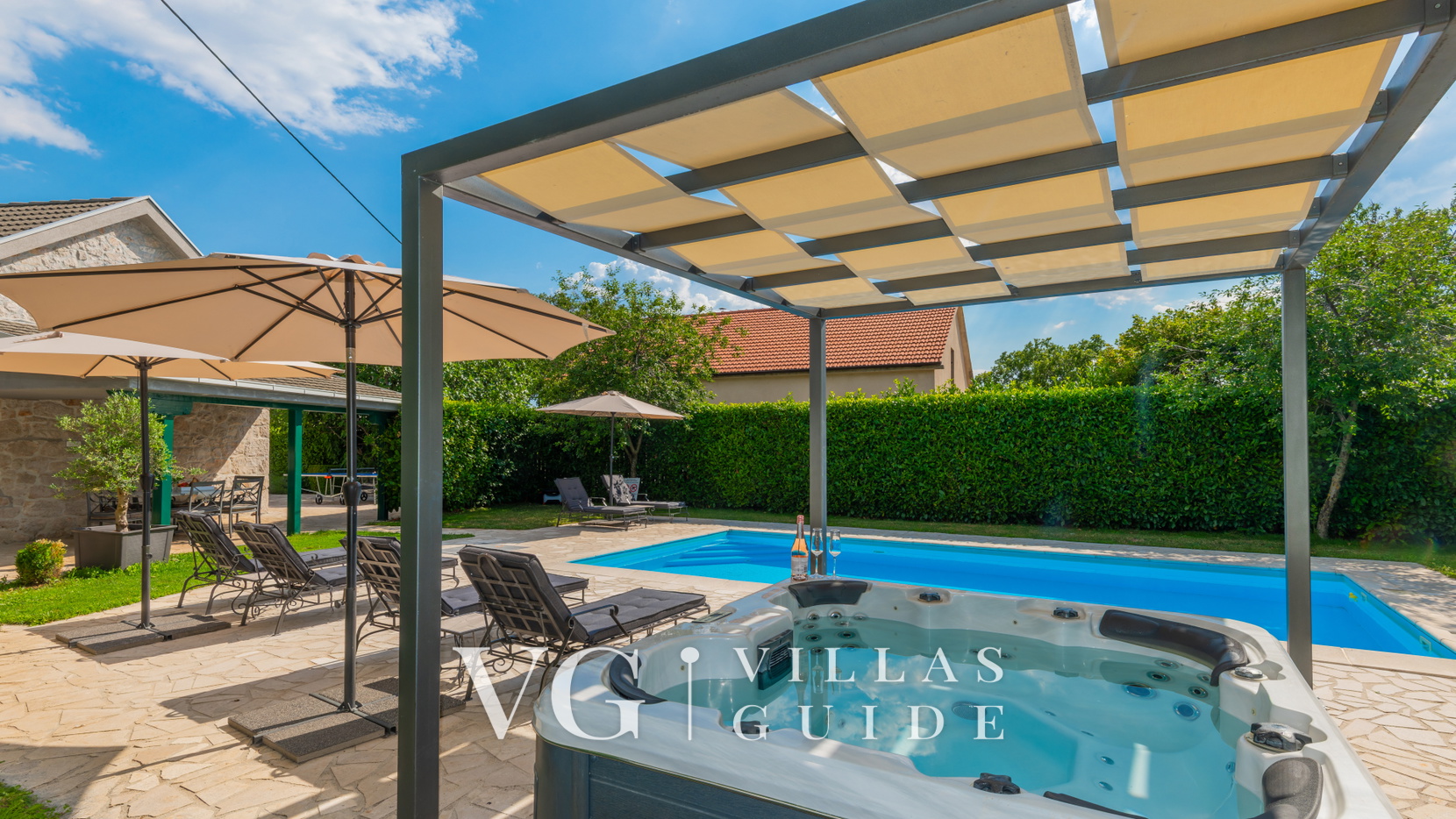 Villa Manuella - Kamena oaza sa bazenom i whirpoolom wellness