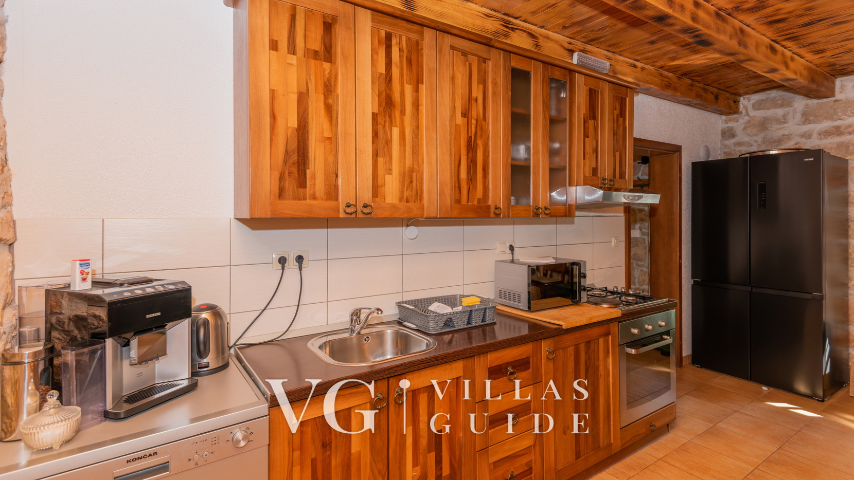 Villa Manuella - Kamena oaza sa bazenom i whirpoolom Kuhinja