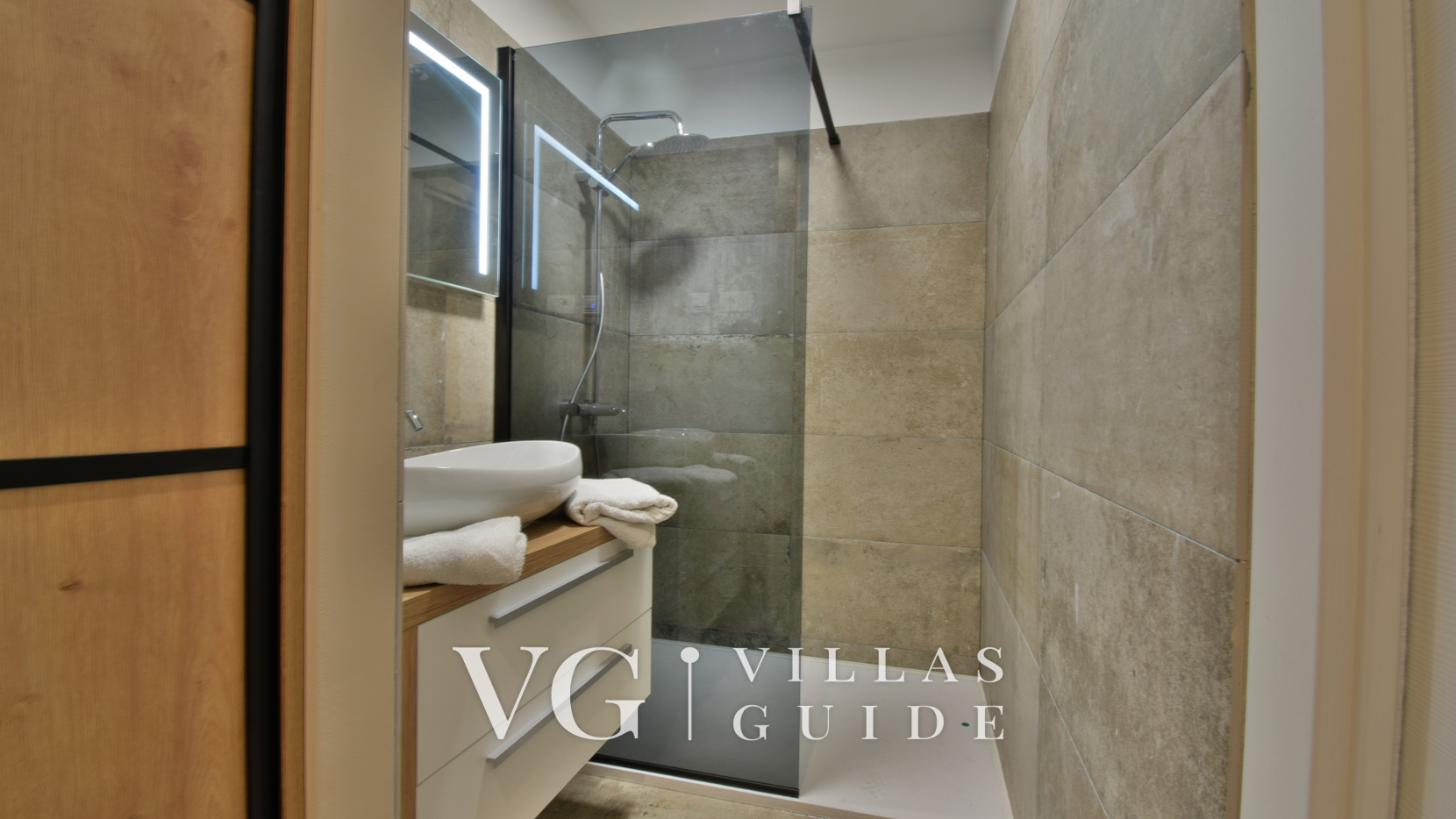 Villa Betina - Apartman Ambienta Kupaonica