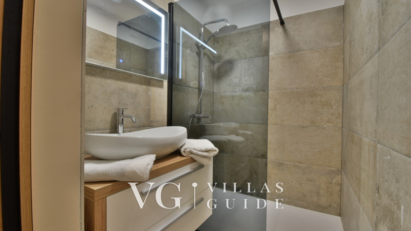 Villa Betina - Apartman Ambienta Kupaonica