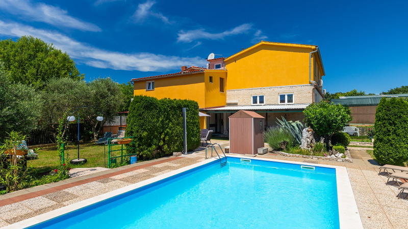 Villa Popovi