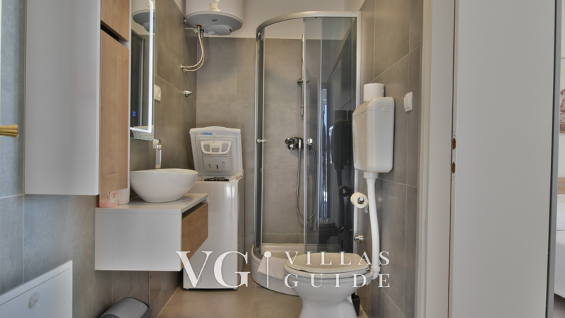 Apartment Bella Bathroom