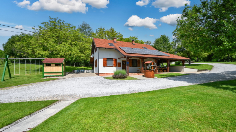 Villa Dobrenic