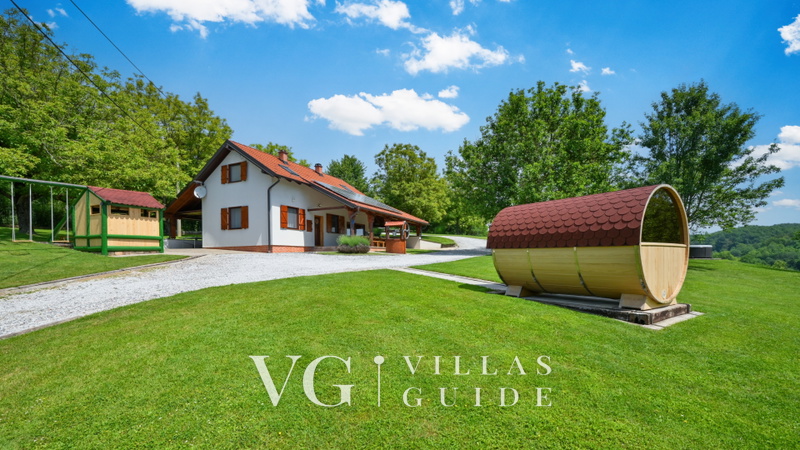 Villa Dobrenic Garten und Außenbereich