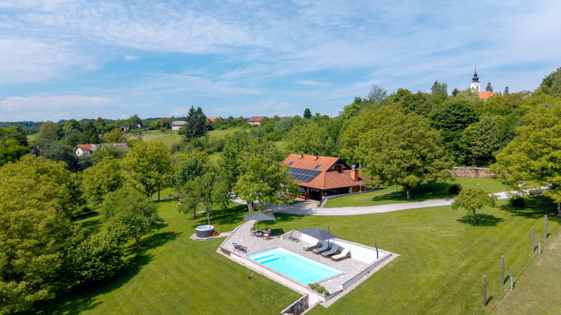 Villa Dobrenic
