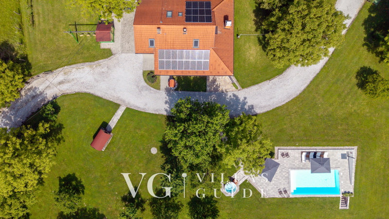 Villa Dobrenic Garten und Außenbereich